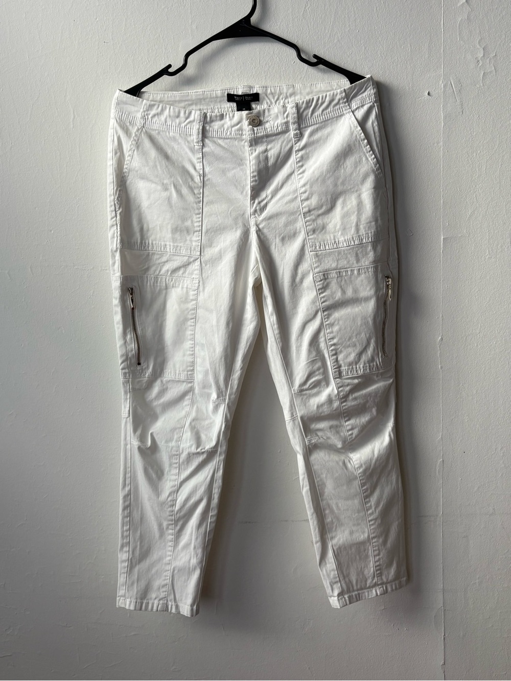 White House Black Market
Women's Cargo Slim Crop White Size 10